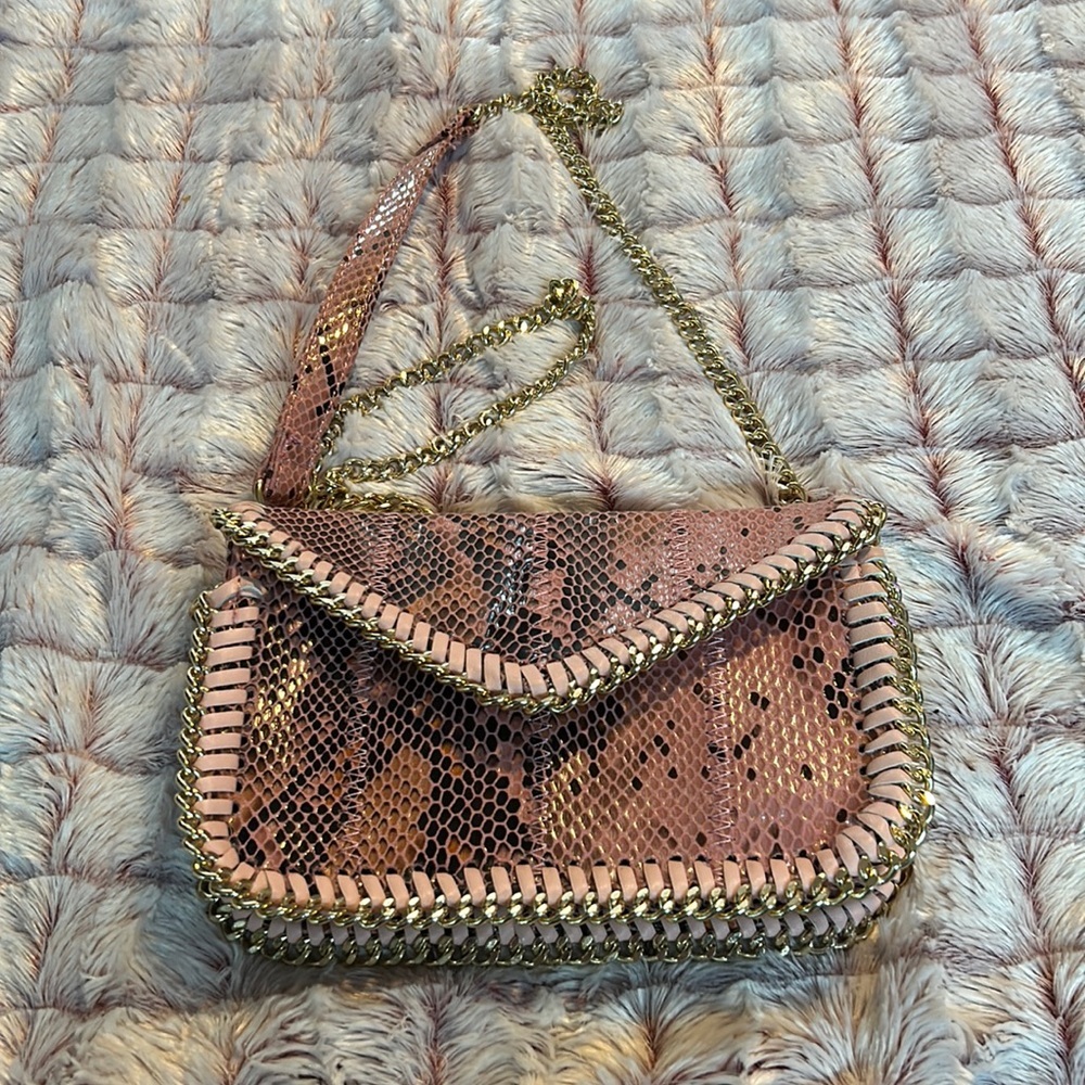 Sondra Roberts  Crossbody Bag